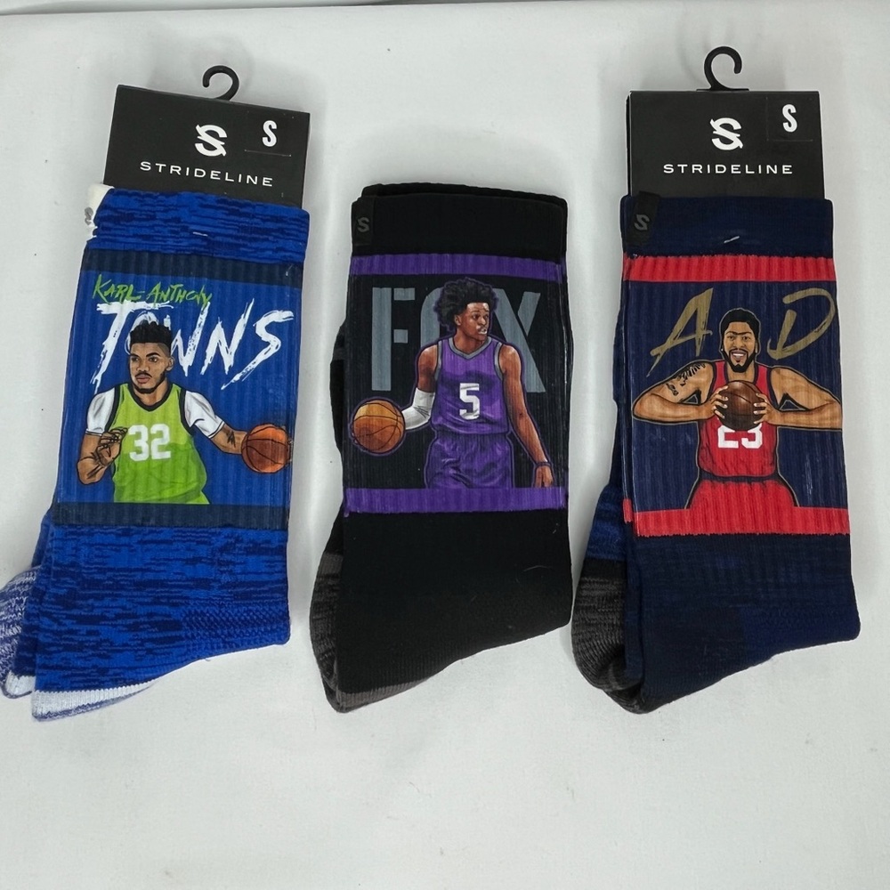 NEW- Set of 3 Strideline NBA Player Socks (Kentucky Davis, Towns, Fox) Sz Small